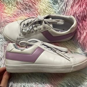 Pony Shoes, Size 7.5, White and Purple